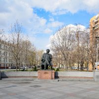 Чингиз Айтматов :: Олег 
