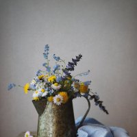 С букетом майских цветов... :: Liliya С букетом майских цветов... :: Liliya