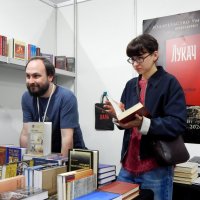 "Книжный салон" на Дворцовой площади :: Магомед . "Книжный салон" на Дворцовой площади :: Магомед .