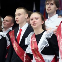 Последний Звонок в 13-й гимназии Долгопрудного 26 мая :: Михаил Бибичков
