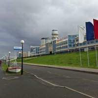 У речного вокзала Чебоксар. :: ИРЭН@ . У речного вокзала Чебоксар. :: ИРЭН@ .