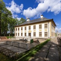 В летнем саду :: Евгений В летнем саду :: Евгений