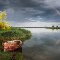 Лодка и радуга) :: Ирина