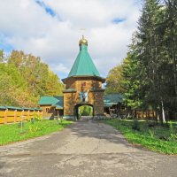 Надвратная церковь святителя Николая чудотворца; :: ИРЭН@ .