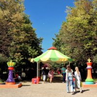 Прогулка по самому „цветному“ месту в Москве. :: Татьяна Помогалова