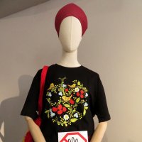 Недотрога - а так хотелось погладить... :: Егор Бабанов