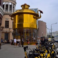 С Арбатской площади на Старый Арбат. :: Татьяна Помогалова С Арбатской площади на Старый Арбат. :: Татьяна Помогалова