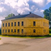 Летний день в городе :: Сергей Кочнев