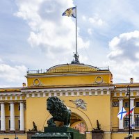 Адмиралтейская набережная