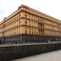 Сюда без важной причины не приглашают