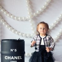 в стиле "Chanel"