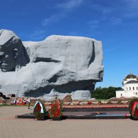 Главный монумент мемориального комплекса "Брестская крепость" в Бресте :: Любовь ***