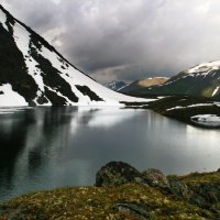 Хмурый день в горах