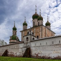 За стенами Горицкого