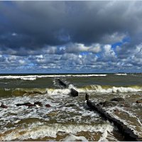 Суровое небо, суровое море. :: Валерия Комова Суровое небо, суровое море. :: Валерия Комова