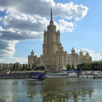 Величаво