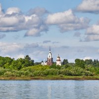 Вид на церковь села Николо-Погост