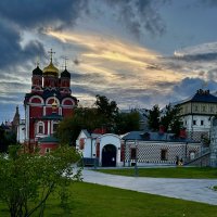 Вечерело