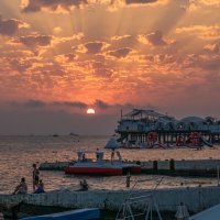 Закат ч Черном море