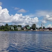 Облака над рекой ..