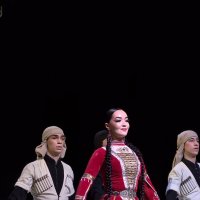 Из серии Кавказкие танцы :: Мариша Тим