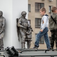 Защитники. :: Захар Дудников