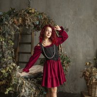 Anna  Luna
