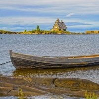 Рыбацкая лодка. :: Никита Вихрев