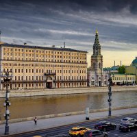 "Софийская и Кремлевская набережные Москва-реки. Столичные зарисовки"©