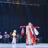 Из серии Кавказкие танцы