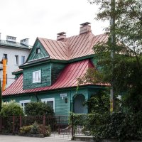 Старое деревянное здание