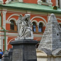 Некрополь Донского монастыря