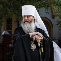 М