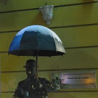 Памятник фотографу :: Иван Генералов