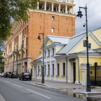 Улица, дом, фонарь...