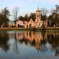 Храм Воздвижение Креста Господня в Алтуфьеве.