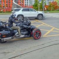 Не накатался в детстве на трёхколёсном