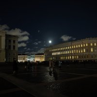 Вечер на Дворцовой площади