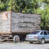 Классический автомобиль & живописные вагончики :: Коля Лукашов
