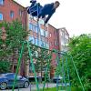 "Взмывая выше ели, Не ведая преград, Крылатые качели Летят, летят, летят. " :: Михаил К