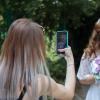 Фотографирует невесту :: Александр Синдерёв