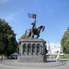 Памятник князю Владимиру и святителю Федору во Владимире :: Andrey Lomakin