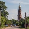 Въехал в поселок :: Сергей Цветков