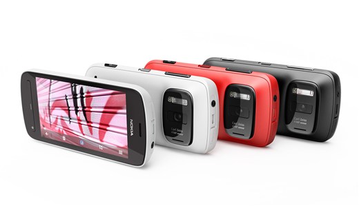 Смартфон Nokia 808 Pureview с разрешением сенсора 41 МП