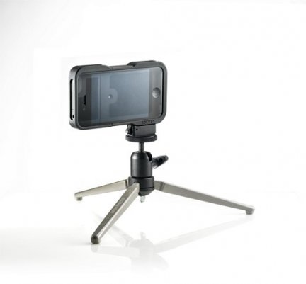 Новинка! KLYP - корпус для iPhone 4(4S), расширяющий возможности съемки