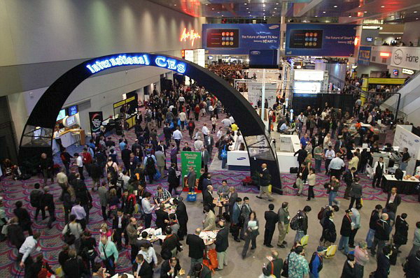 Новинки фото техники на Consumer Electronics Show - 2013