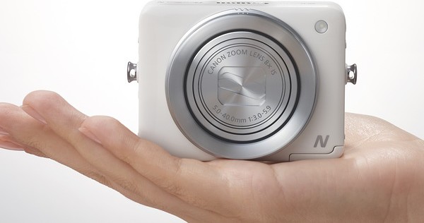 Canon Power Shot N: универсальная квадратная фотокамера