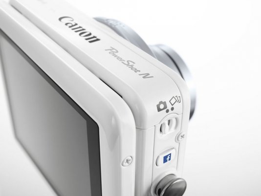 Новинки фото техники: Canon PowerShot N Facebook ready