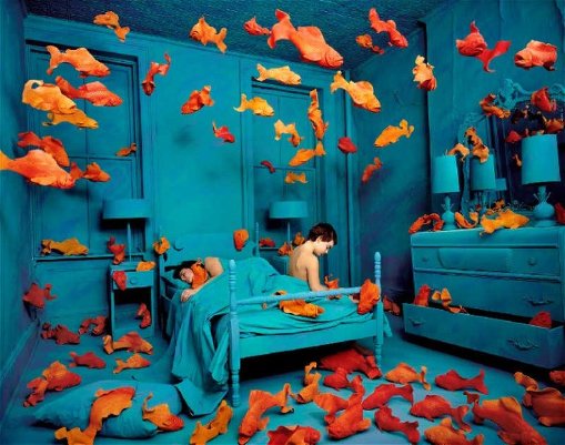 Баланс между фантазией и реальностью от фотографа Sandy Skoglund