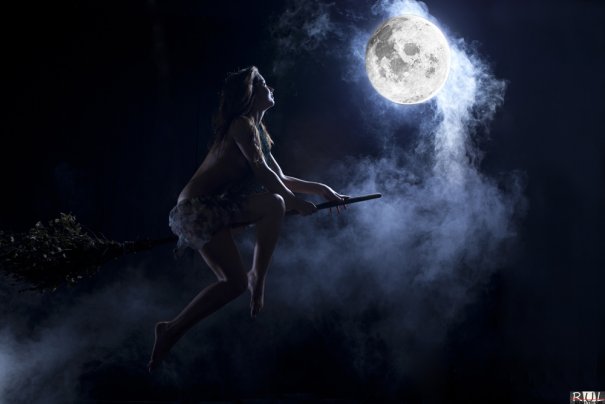 4416304_large 4416304_large